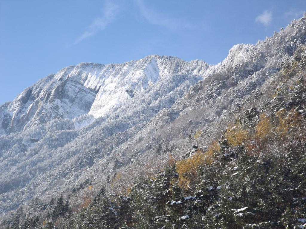 Gite Le Grand Renaud Le Bourg-dʼOisans Екстериор снимка